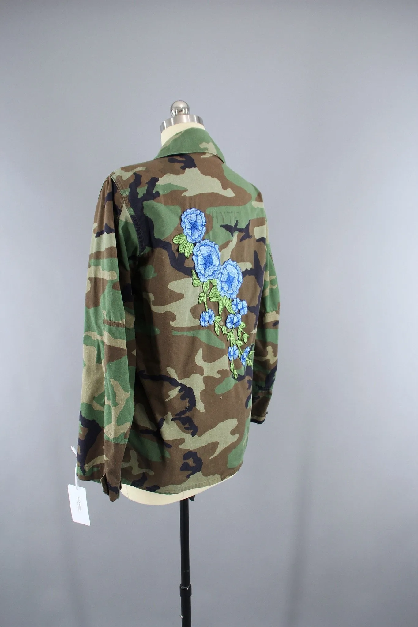 1980s Vintage Marines Embroidered Camouflage Jacket