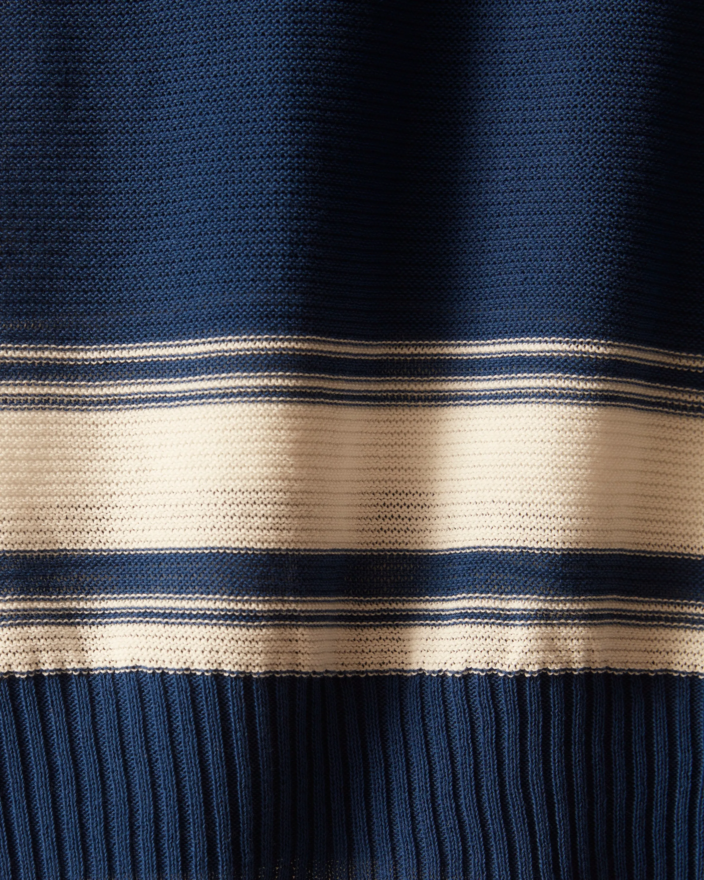 Edge Stripe Polo - Navy