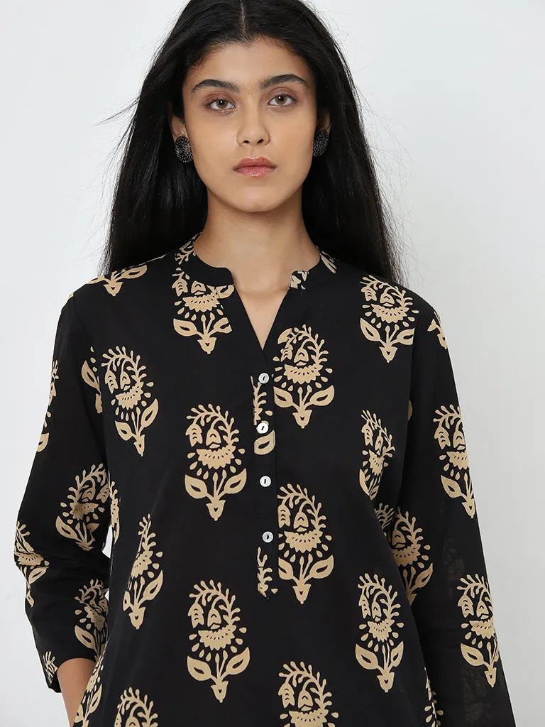 Utsa Black Floral Design Straight Cotton Kurta