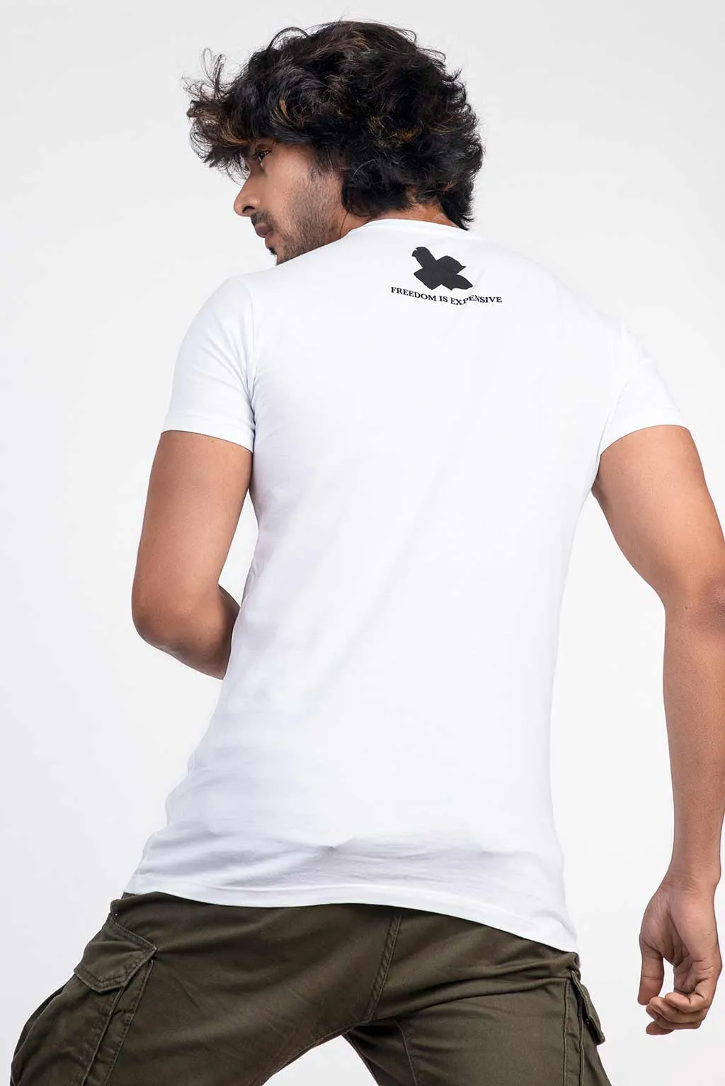 WalaWali Unisex 'Freedom' Graphic Slim Fit Tee